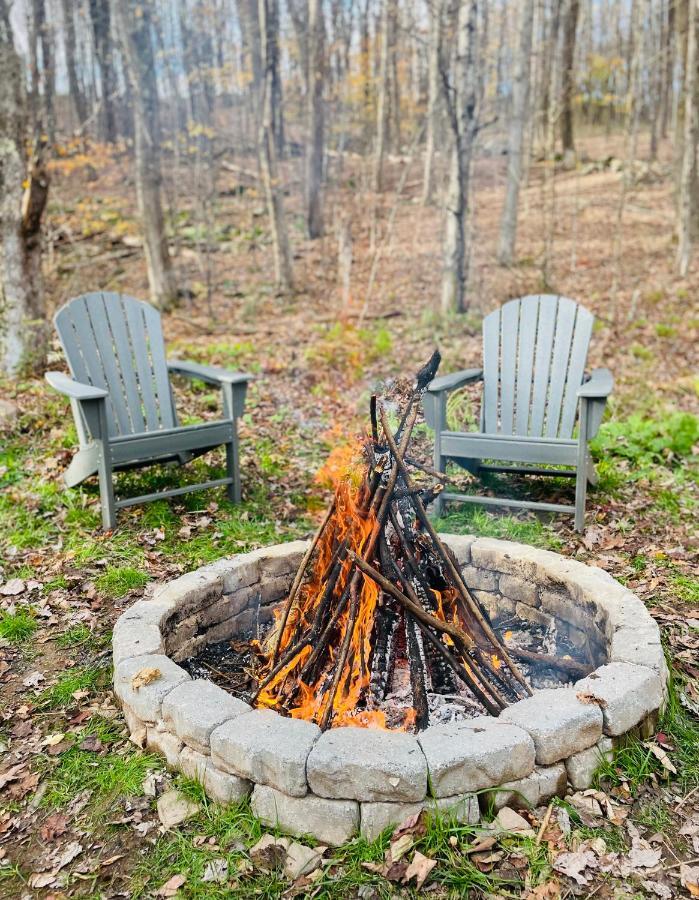 Cozy Cottage With Jacuzzi And Fire Pit And Reading Nook! Livingston Manor المظهر الخارجي الصورة