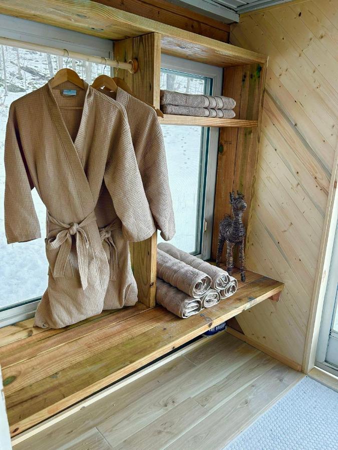 Cozy Cottage With Jacuzzi And Fire Pit And Reading Nook! Livingston Manor المظهر الخارجي الصورة