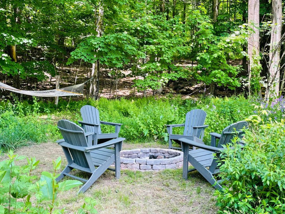 Cozy Cottage With Jacuzzi And Fire Pit And Reading Nook! Livingston Manor المظهر الخارجي الصورة